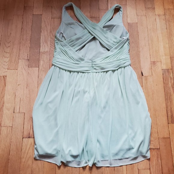 DAVID'S BRIDAL mesh short bridesmaid dress with crisscross back meadow green - Picture 2 of 9